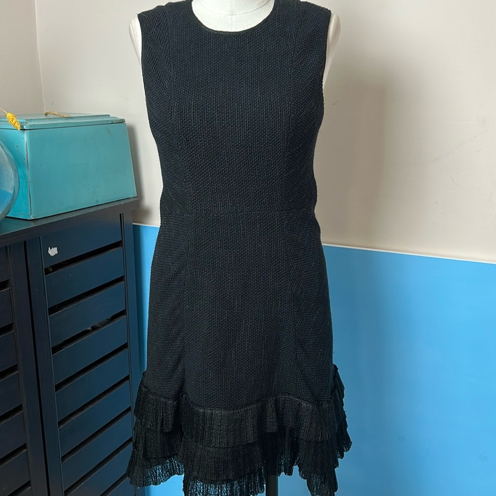 Theory Black Deddie Silk Lined Fit and Flare Mini Dress size small ruffle skirt